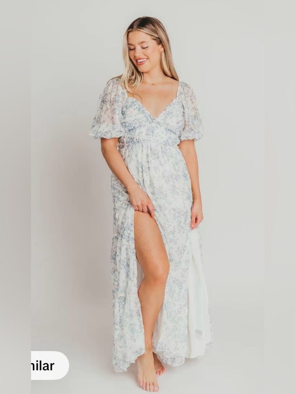 Daphne High Slit Eyelet Detail Maxi Dress in Blue and White Floral - XL - Picture 4 of 4